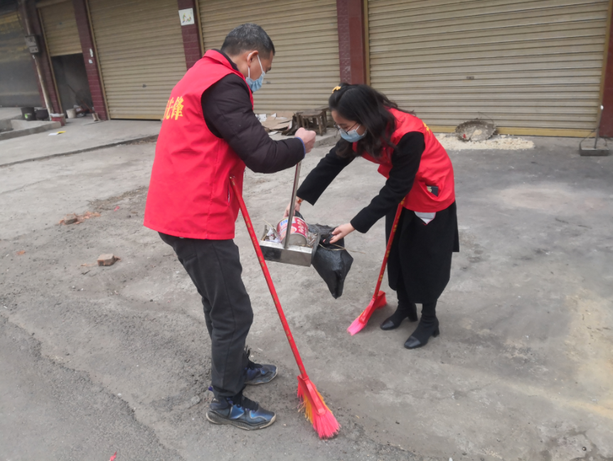 邵阳市双清区高崇山镇大力开展爱国卫生运动活动(图1)