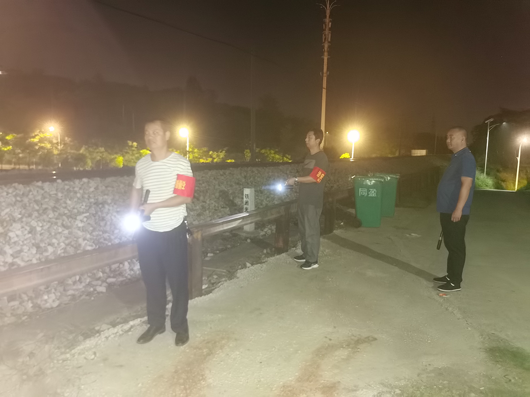 “利剑出鞘，巡逻护蕾”石桥街道开展常态化“巡逻护蕾”行动(图1)