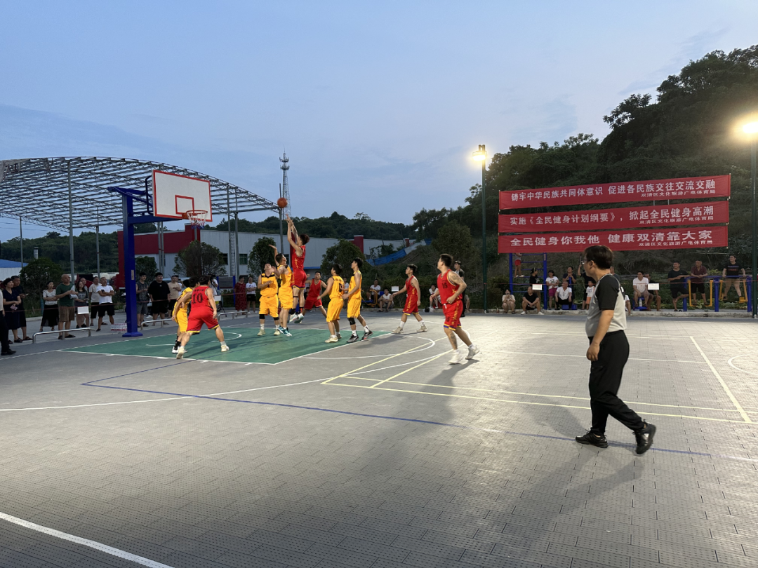 “村BA”来了 双清区和美乡村篮球选拔赛开赛(图1)